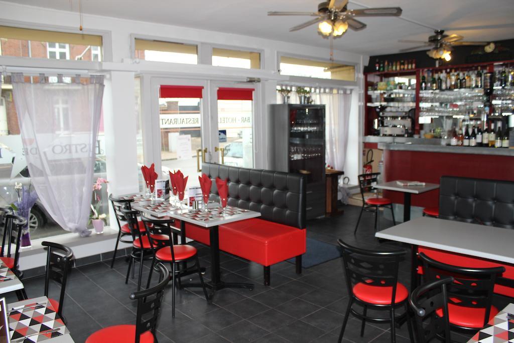 Готель Le Bistro De L'Etoile Е (Приморська Сена) Екстер'єр фото